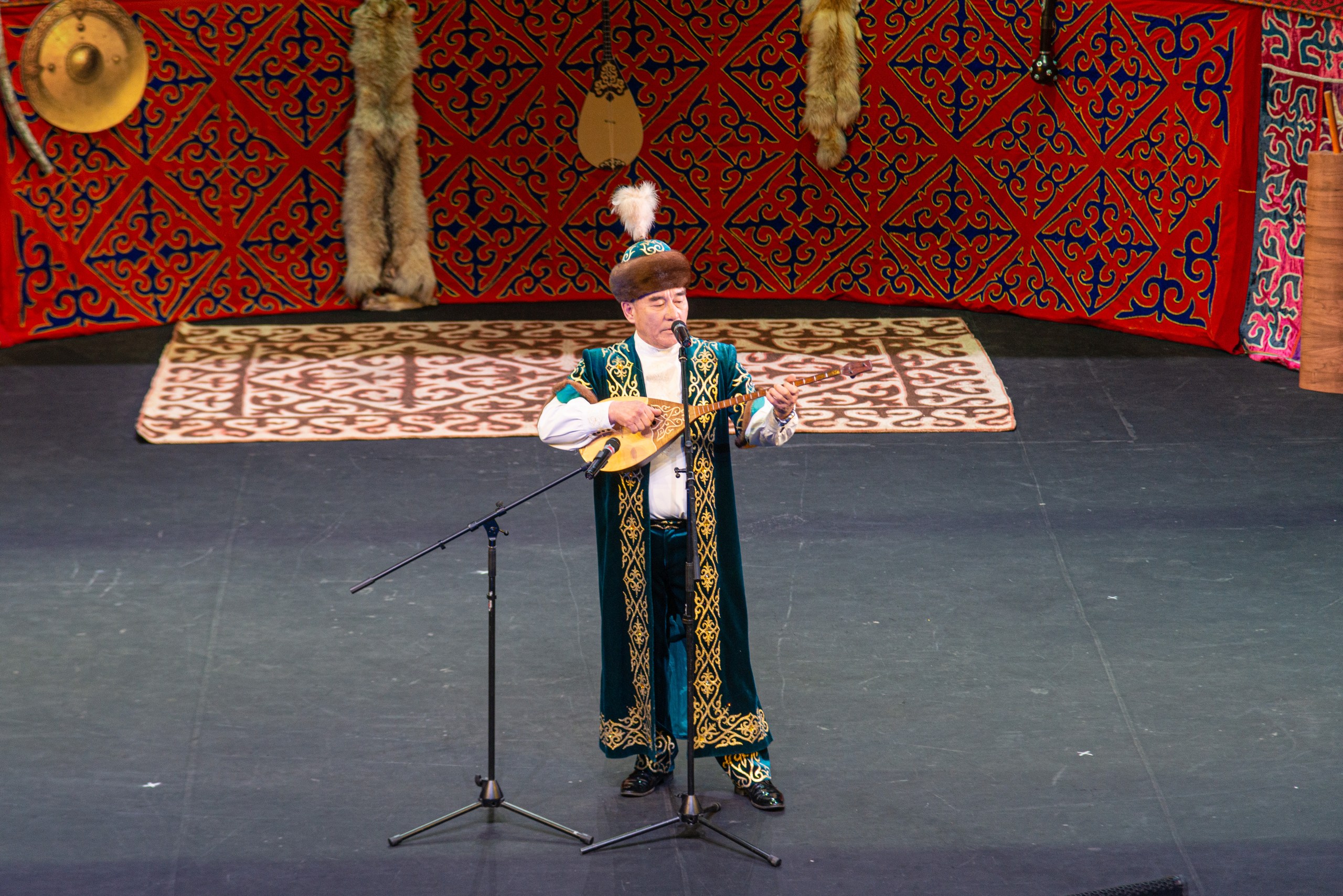 «Ән керуені»