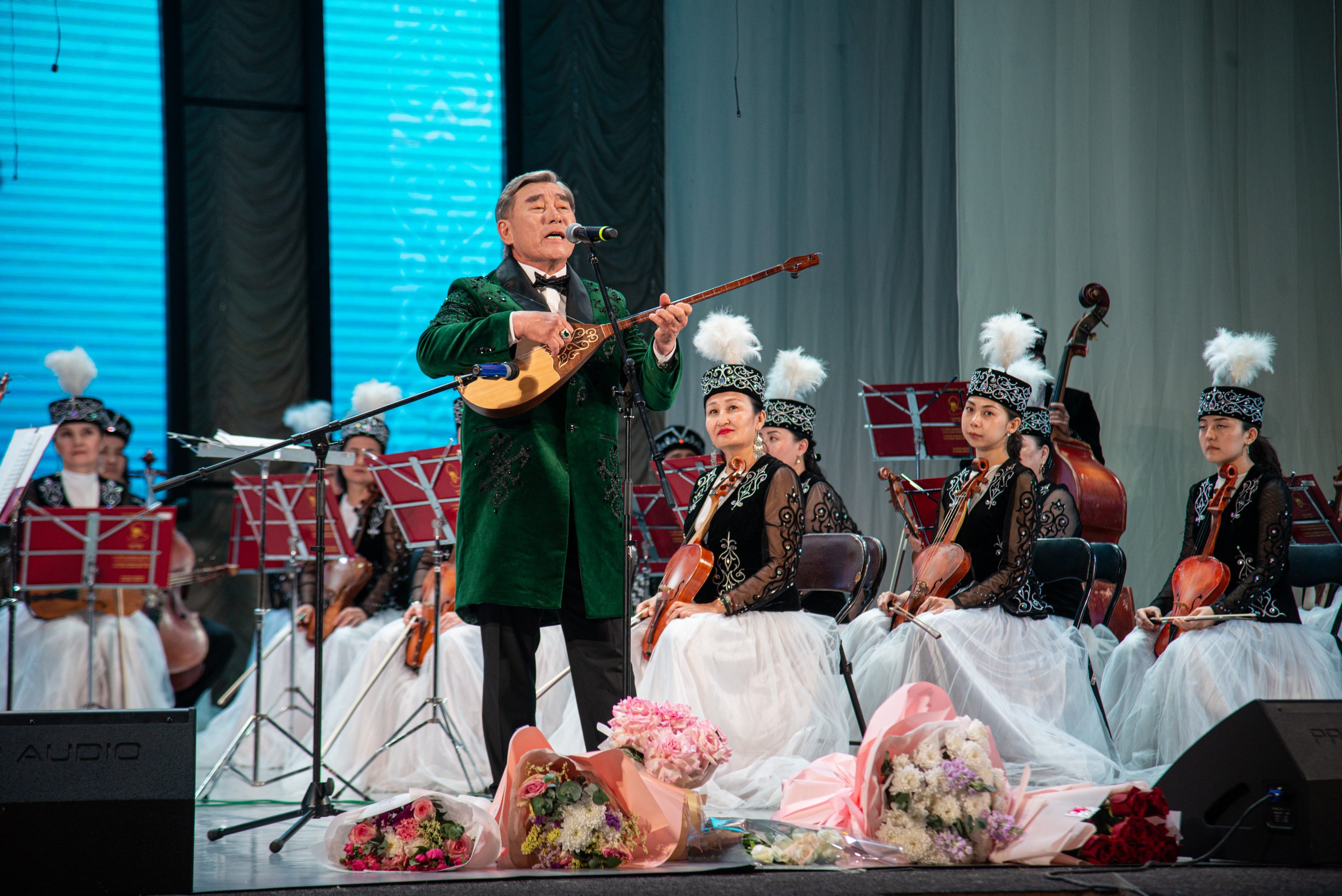 Юбилейный концерт Курмаша Ыбышeва «Әніме ұйып тына бер…»