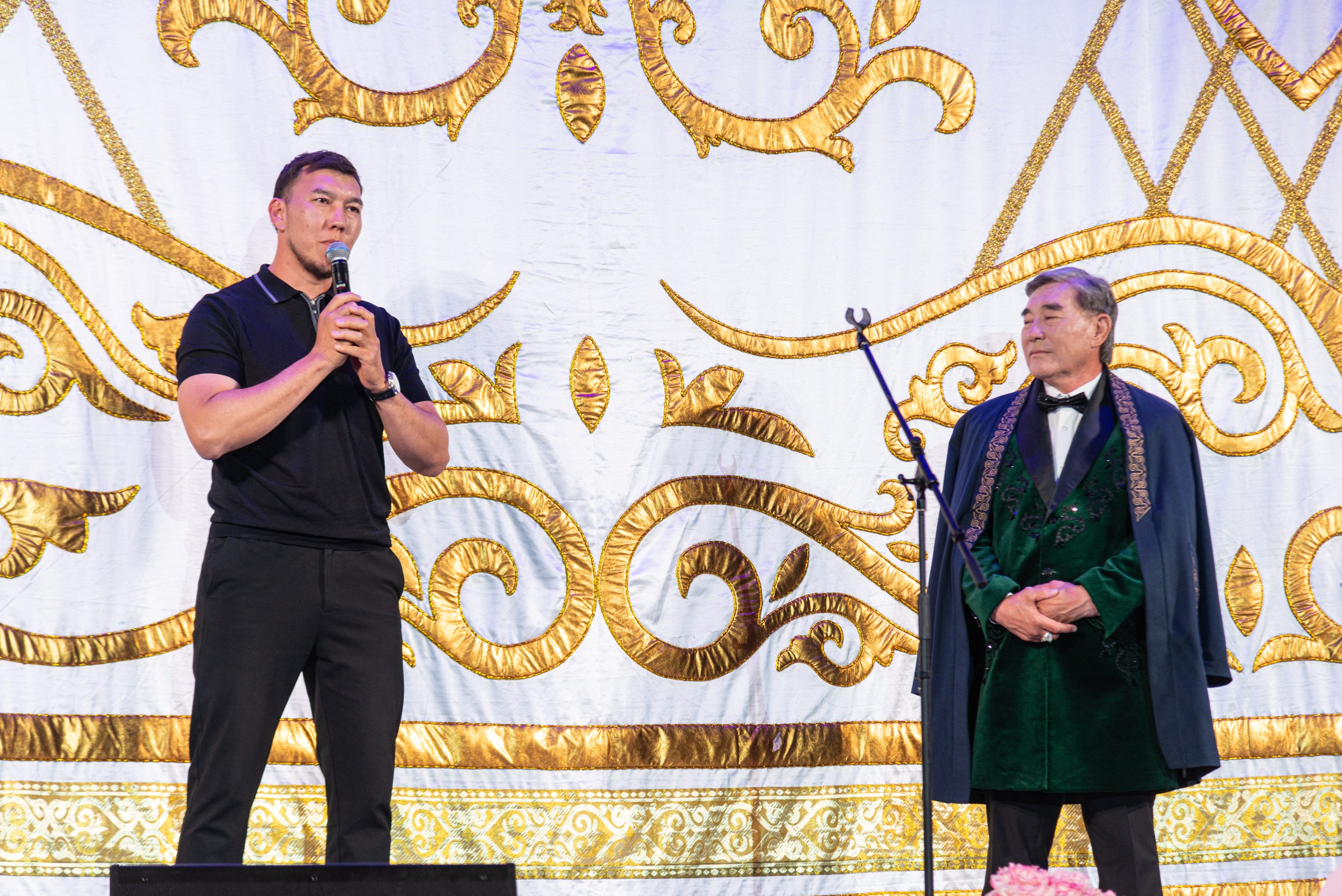 Юбилейный концерт Курмаша Ыбышeва «Әніме ұйып тына бер…»